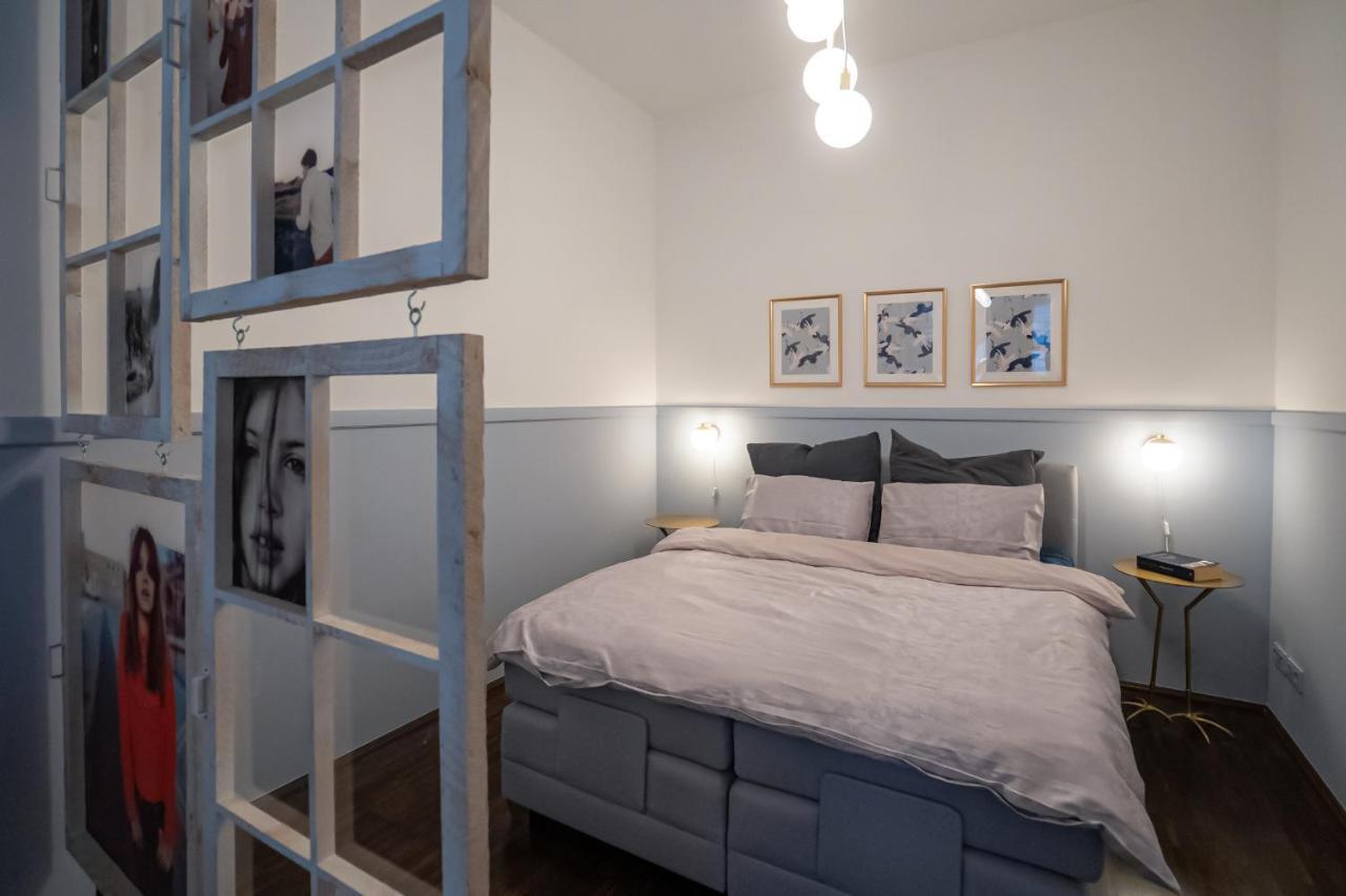 Designer Loft-ferienwohnung Im Zentrum Mit Tiefgaragen-parkplatz, Waschmaschine Und Privatterrasse Apartament Lipsk