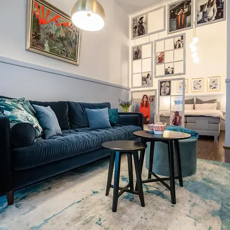 Designer Loft-Ferienwohnung Im Zentrum Mit Tiefgaragen-Parkplatz, Waschmaschine Und Privatterrasse Leipzig Exterior foto