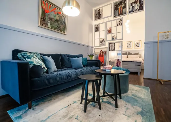 Designer Loft-Ferienwohnung Im Zentrum Mit Tiefgaragen-Parkplatz, Waschmaschine Und Privatterrasse
