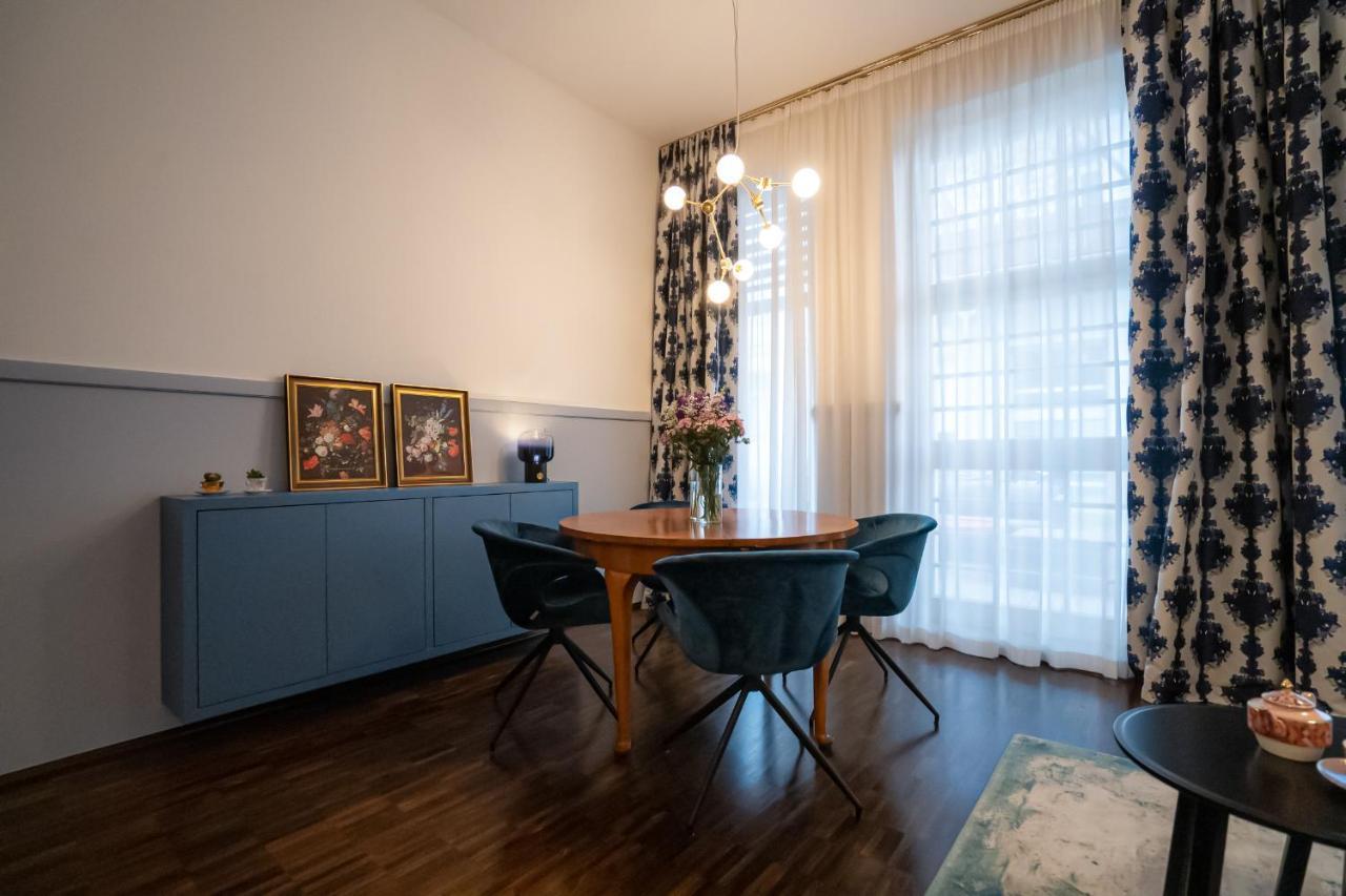 Designer Loft-ferienwohnung Im Zentrum Mit Tiefgaragen-parkplatz, Waschmaschine Und Privatterrasse